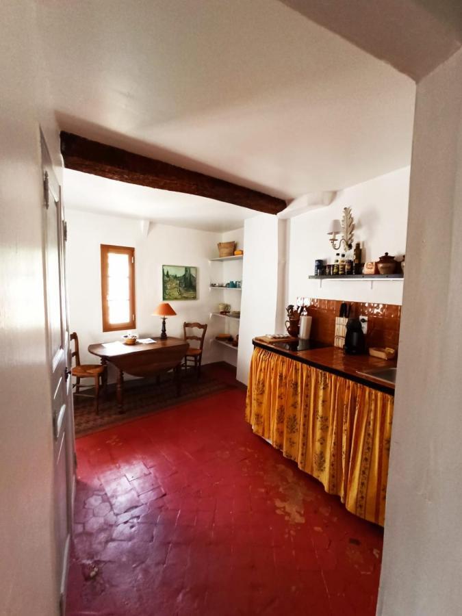 La Maison Des Artistes Lejlighed Cotignac Eksteriør billede
