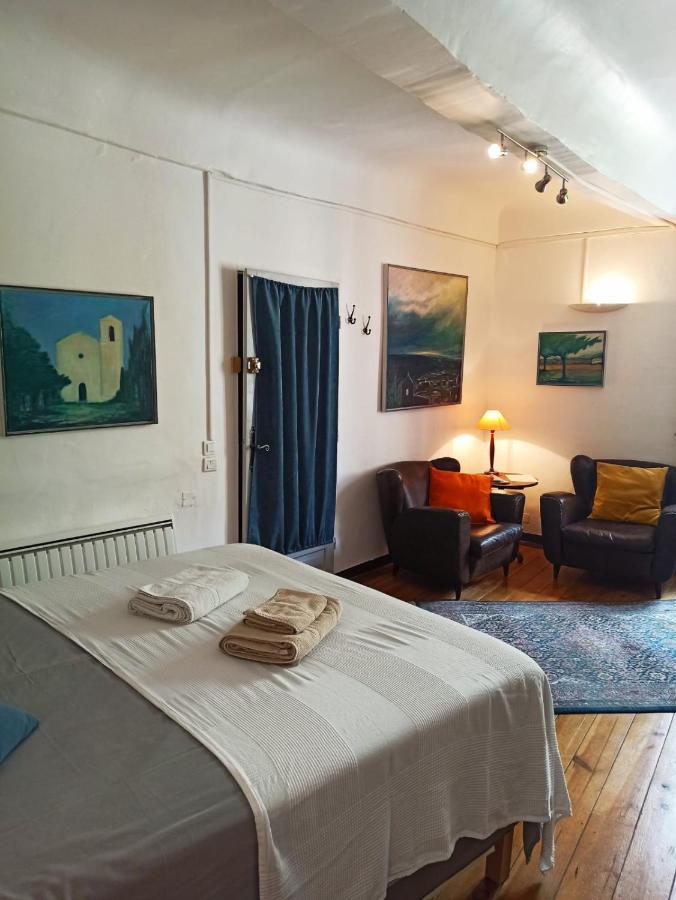 La Maison Des Artistes Lejlighed Cotignac Eksteriør billede